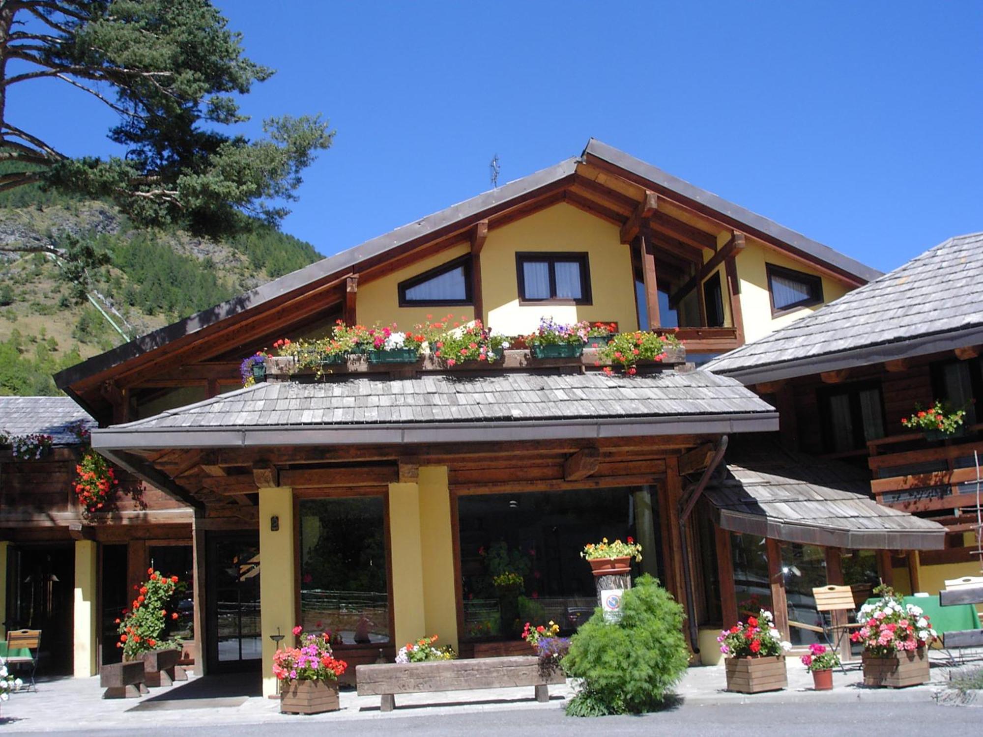 Hotel Ca Fiore บาร์โดเนกเกีย ภายนอก รูปภาพ