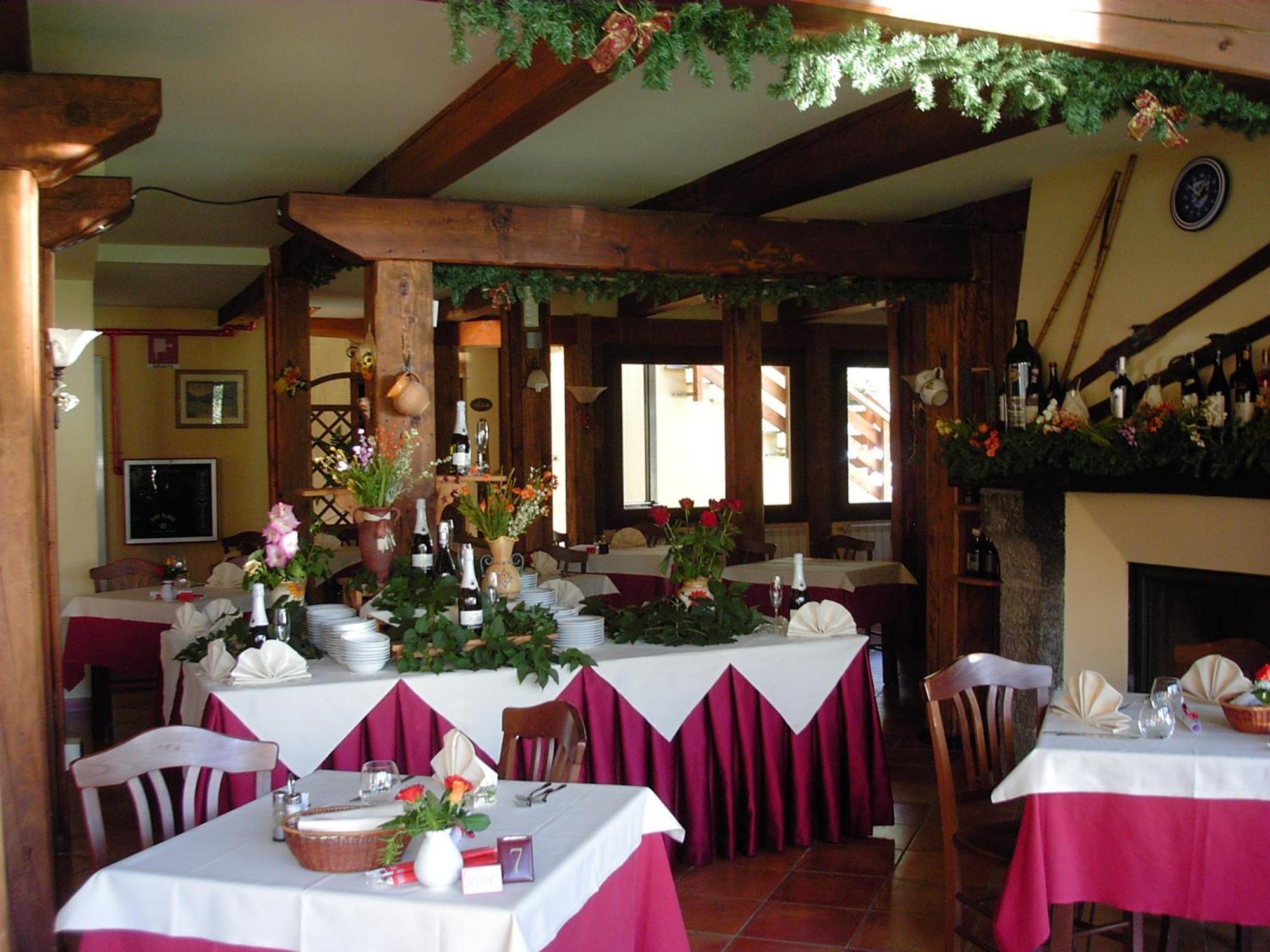 Hotel Ca Fiore บาร์โดเนกเกีย ภายนอก รูปภาพ