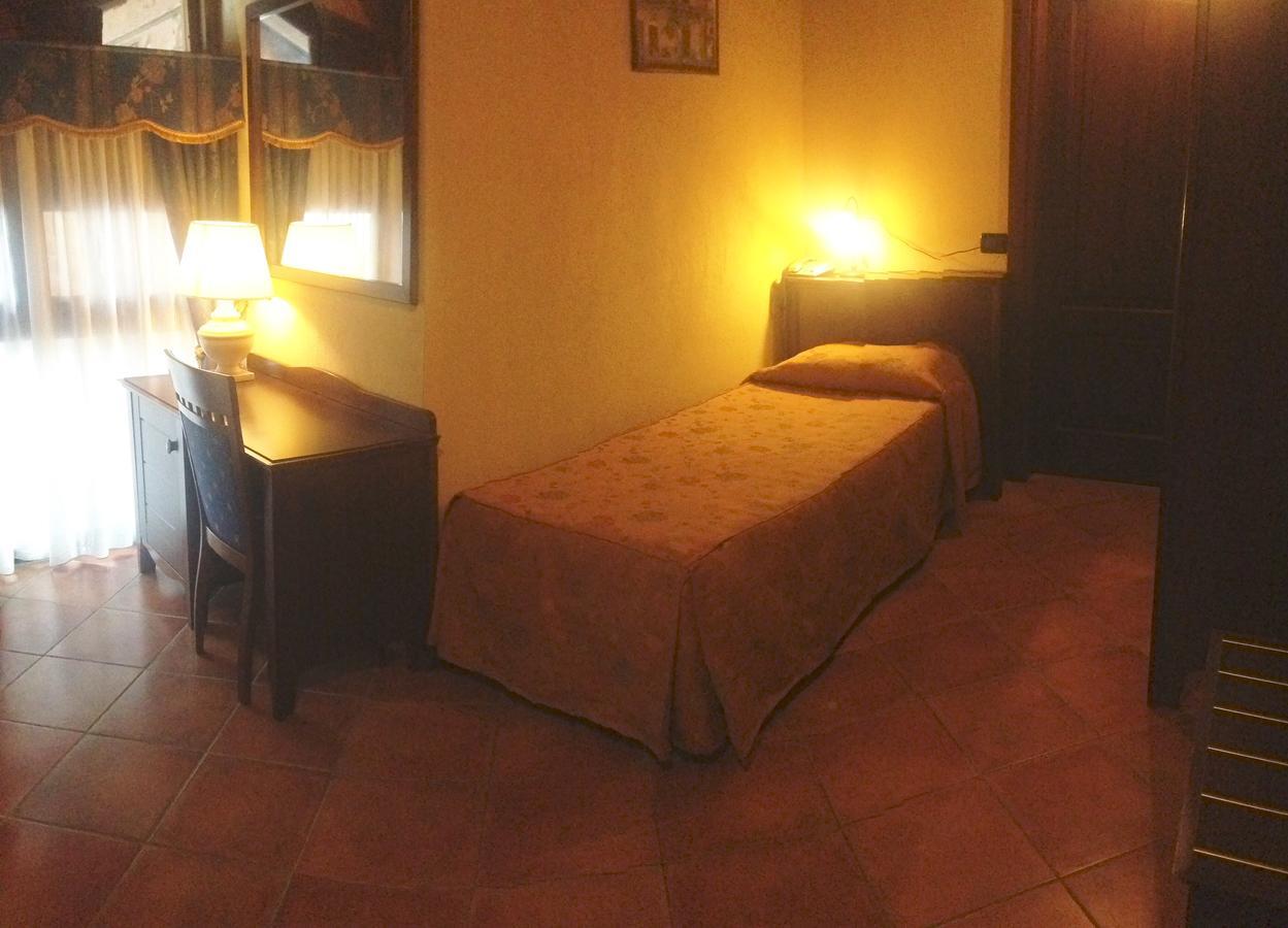Hotel Ca Fiore บาร์โดเนกเกีย ภายนอก รูปภาพ