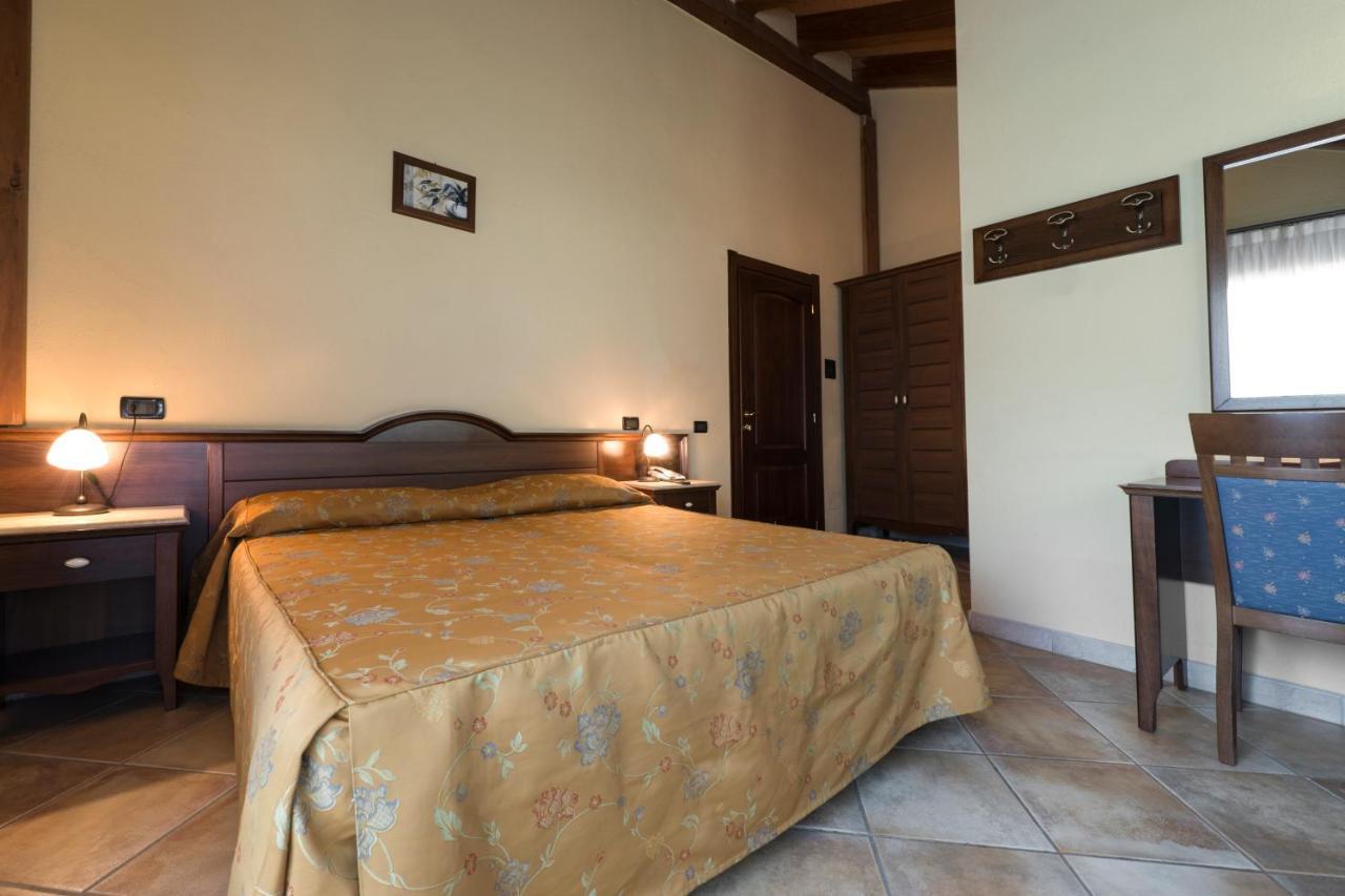 Hotel Ca Fiore บาร์โดเนกเกีย ภายนอก รูปภาพ